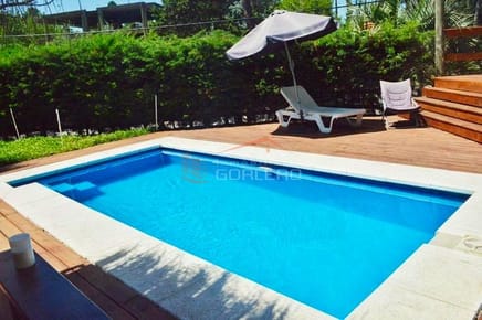 San Rafael, reciclada, piscina