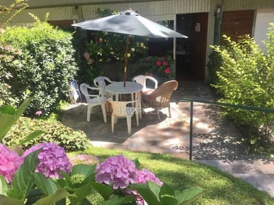Venta de Apartamento en Punta del Este, Mansa a pocas cuadras del mar, en complejo con todos los servicios