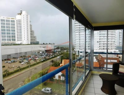 Apartamento en Venta en Punta del Este, Playa Mansa cerca del mar, Oportunidad!