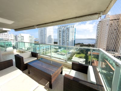 Alquiler Temporada apartamento 3 Dormitorios - Playa Mansa