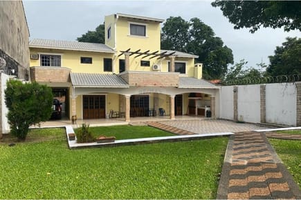 Vendo casa premium en Fdo de la Mora- Zona Sur