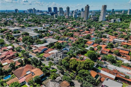 AMPLIO TERRENO EN YCUA SATI EN VENTA