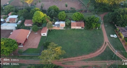 VENDO CASA EN 5 TERRENOS EN AREGUA CAACUPEMI