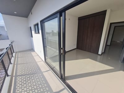 DEPARTAMENTOS DE 1 Y 2 DORMITORIOS CON BALCON EN EQUIPETROL