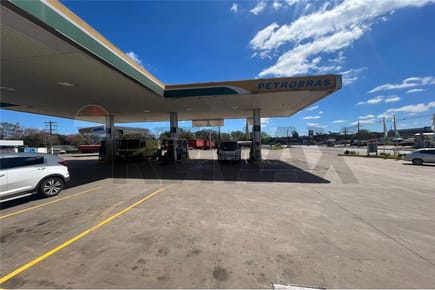 VENDO ESTACION DE SERVICIO CON ALTO MOVIMIENTO