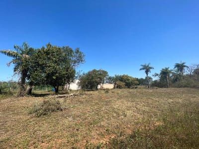 EN VENTA TERRENO EN LUQUE TARUMANDY 