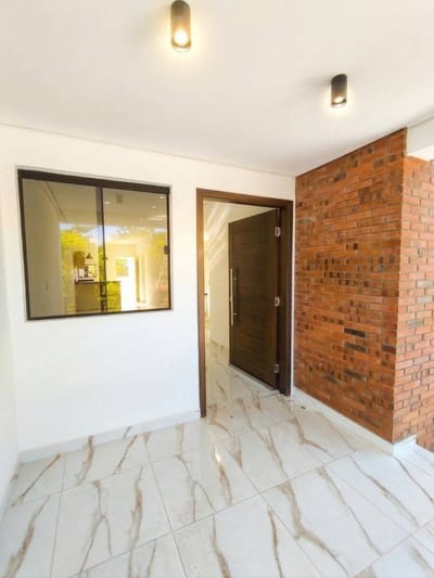 Vendo departamento de 3 habitaciones - Luque Loma Merlo (Z/ Rakiura) - ID 46135