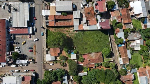 VENDO TERRENO EN FERNANDO DE LA MORA ZONA SUR