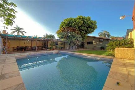 Vendo Casa de 3 Habitaciones con Piscina en Asunción Bº San Pablo 