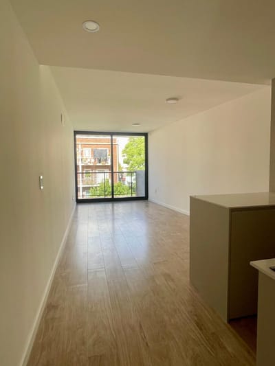 EXCELENTE OPORTUNIDAD: APARTAMENTO DE 1 DORMITORIO EN PUNTA CARRETAS CON RENTA GARANTIZADA