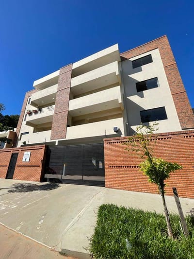 VENTA DE DPTO DE 2 DORMITORIOS EN EDIFICIO MILLIONS