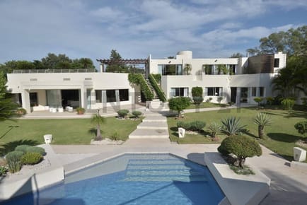 Venta de Casa en Mburucuyá, Asunción