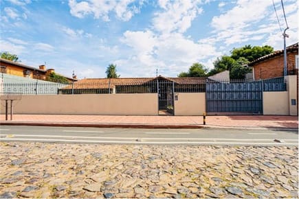 REESIDENCIA EN VENTA -RECOLETA