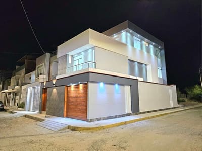 HERMOSA CASA EN VENTA - URB. MIRAFLORES COUNTRY CLUB