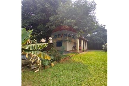 VENDO TERRENO EN FERNANDO DE LA MORA CON CASA A DEMOLER O REFACCIONAR