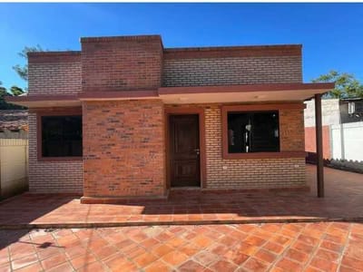 VENDO CASA A ESTRENAR, LUQUE. BO SAN RAFAEL