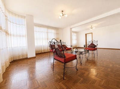 Departamento en Venta – Obrajes, Calle 10