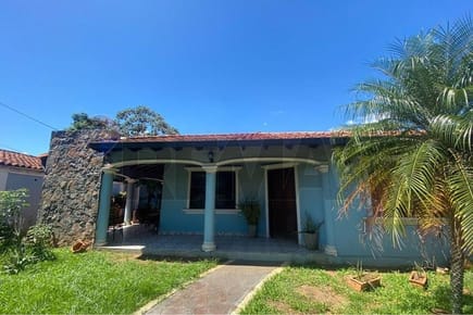 CASA EN VENTA EN ESQUINA, Loma Merlo-Luque