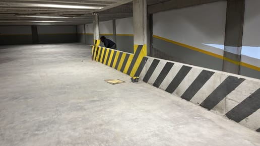 Edificio En Ciudad Vieja 50% Contado - 50 % Financiado De 4 A 6 Años.