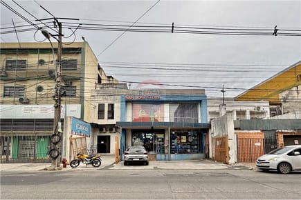 Vendo local comercial zona Mercado 4