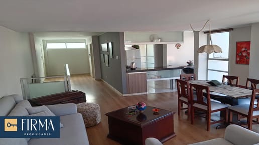 Departamento Duplex En Venta, Los Pinos