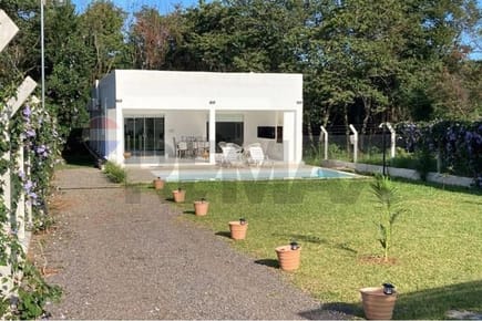 Hermosa Casa En Altos