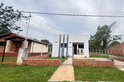 Casa ruta Luque-Limpio .