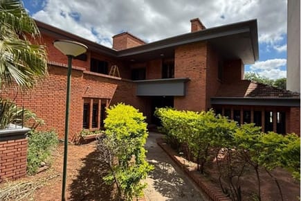 Oficina-Alquiler-Avenida General Bernardino Caballero