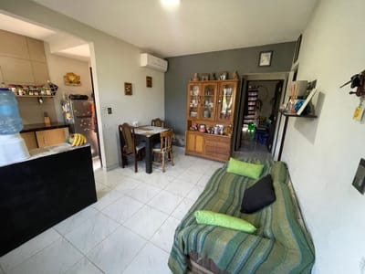 2 CASAs  EN VENTA - BARRIO AKUALAND GUAPAY (450000 BS c/u)