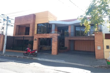 ALQUILO OFICINA EN EL CENTRO DE ASUNCION
