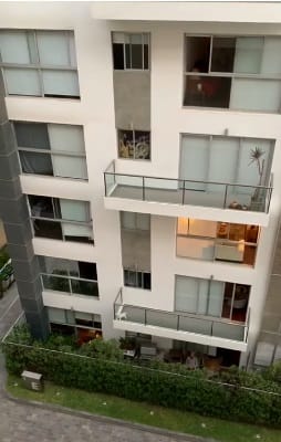 VENTA HERMOSO DEPARTAMENTO SURCO CON CLUB HOUSE