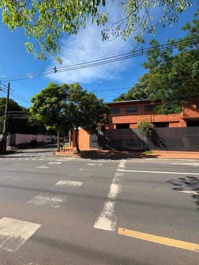 ALQUILO RESIDENCIA PREMIUM EN ASUNCIÓN BARRIO MBURUKUJA 