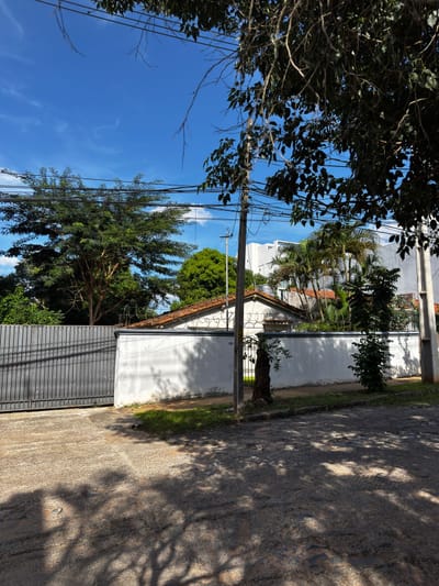 LAS LOMAS - EN VENTA TERRENO DE 640m2 