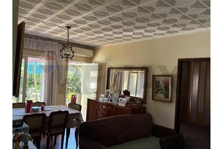 VENDO CASA EN MBURICAO ZONA MBURUVICHA ROGA