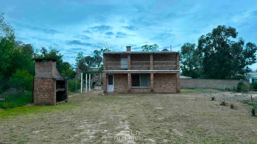 Venta casa 2 dormitorios en Santa Ana