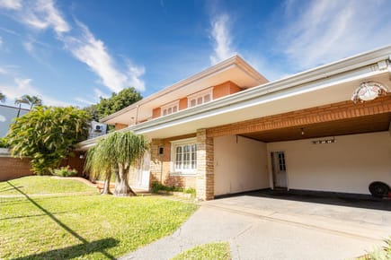 VENDO CASA EN BARRIO MARISCAL ESTIGARRIBIA ASUNCION