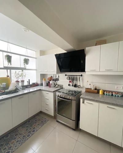 LINDO TRIPLEX EN VENTA, FRENTE A PARQUECITO