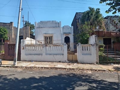 VENDO CASA A DEMOLER EN BARRIO TACUMBU