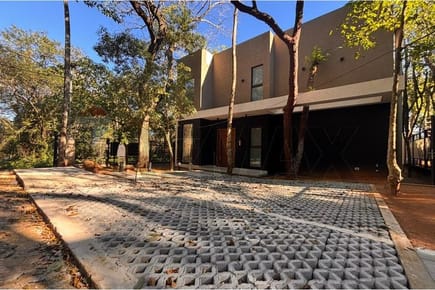 Casa moderna a estrenar con piscina en Terra Sanber
