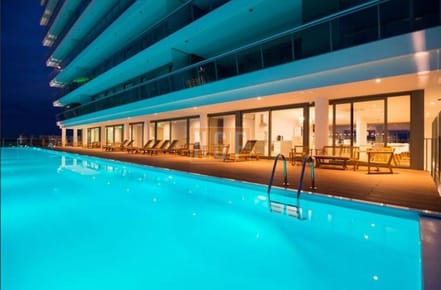 LINDISIMO EDIFICIO CON TODOS LOS SERVICIOS