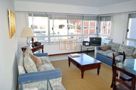 Apartamento en Peninsula, 2 dormitorios
