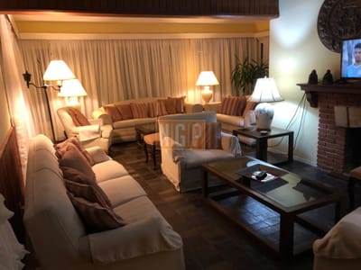 CASAS EN ALQUILER 100 METROS PLAYA MANSA