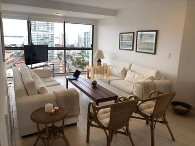 Apartamento de 2 dormitorios