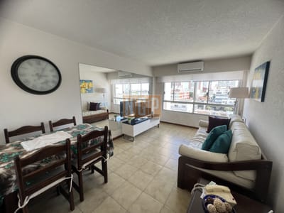 OPORTUNIDAD!!! Apartamento en Peninsula a pasos de la playa mansa y brava.