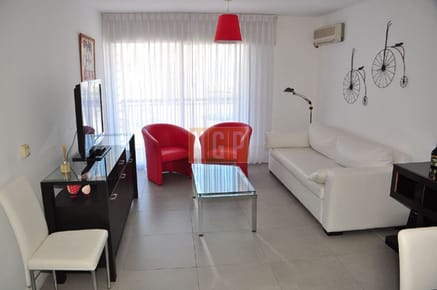 APARTAMENTO CON PARRILLERO PROPIO