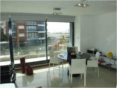 Excelente apartamento para comprar  y pasar comodas vacaciones