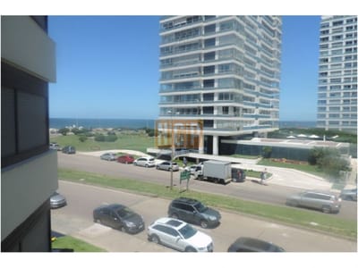 APARTAMENTO LINDO CON VISTA