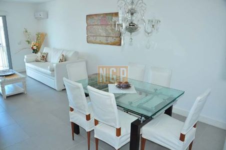 Apartamento en Brava, 2 dormitorios