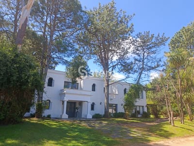 Venta Gran Casa 5 Dormitorios, Rincón del Indio, Punta del Este