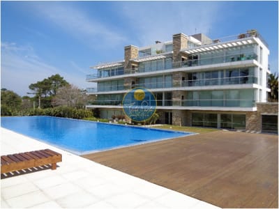Espectacular Apartamento en Rincón del Indio, 3 dormitorios  2 baños